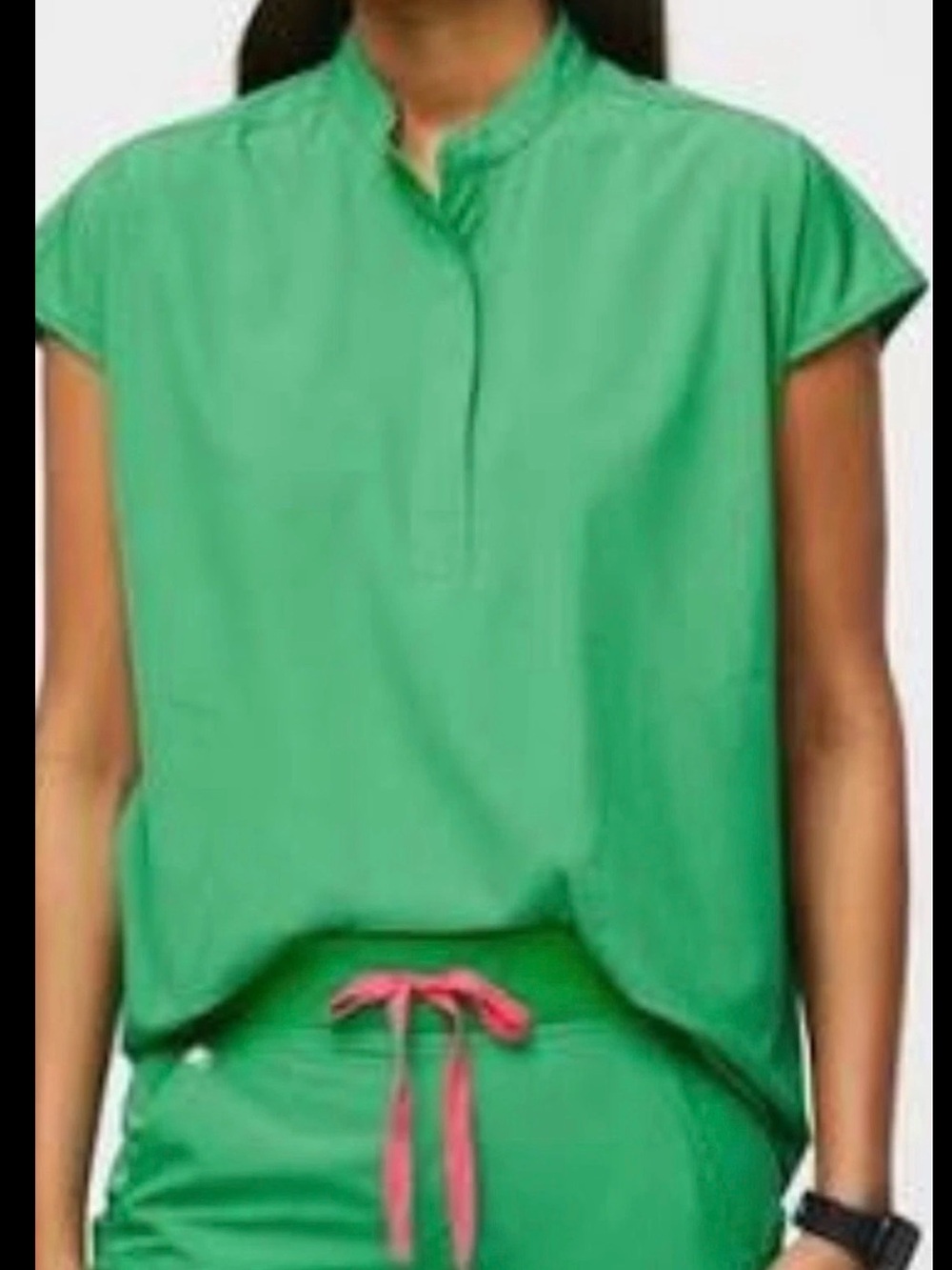 NWT FIGS Rafaela Fionlite Scrub Top XXS Safety Green